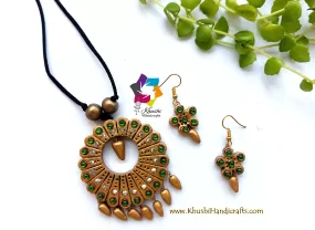 Handmade Terracotta Jewelry Set in Gold shade With adjustable Dori